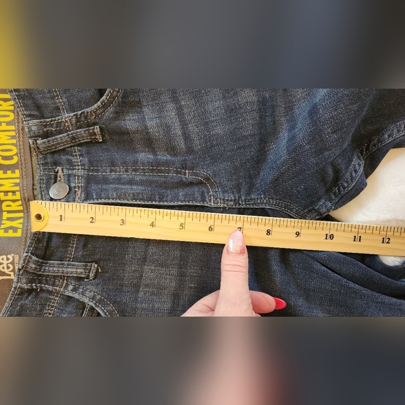 Lee Extreme Comfort jeans - Size 18 - Picture 4 of 10